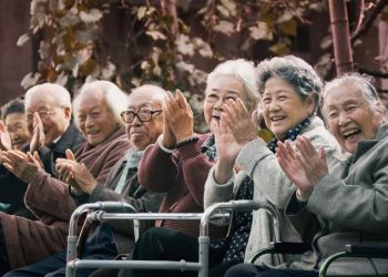 China’s Aging Population: How This Long-Term Trend Will Affect Domestic Consumption and the Global Economic Landscape