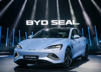 Will the Rise of Electric Vehicles Completely Change the Global Auto Industry?