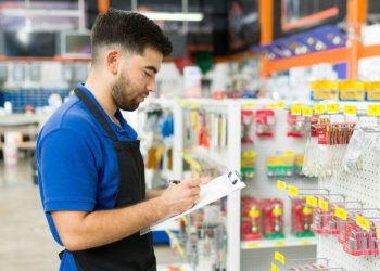 Can the Digital Transformation of the Retail Industry Withstand the Challenge of Consumer Weakness?