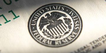 How Central Bank Policy Adjustments Affect Global Capital Flows and Market Sentiment