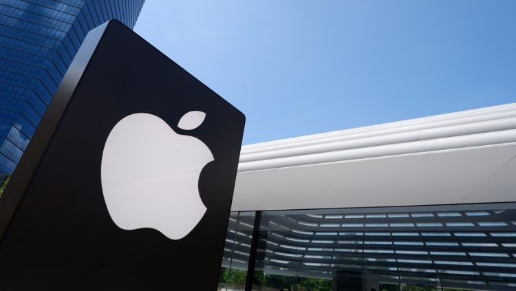 Apple’s Slower Growth: How Do Experts View Its Future Growth Potential?