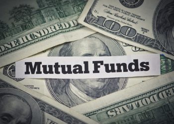 As Market Volatility Increases, Which Types of Mutual Funds Can Provide the Best Risk Hedging for Investors?