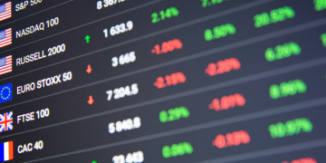 From Price-to-Earnings Ratio to Growth Rate: How Key Financial Metrics Influence Investment Decisions