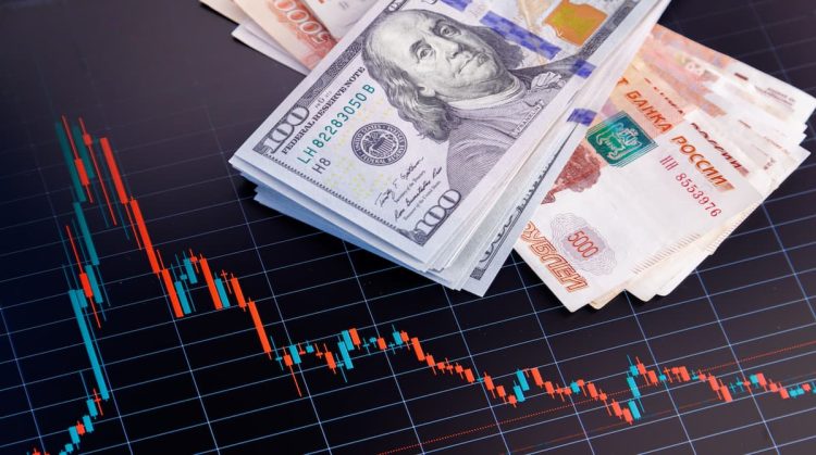 Will the Strengthening Dollar Crush the Global Economy? Risks Faced by Emerging Markets